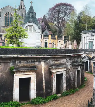 A Day at Highgate Cemetery: Victorian Splendor, Stories in Stone, and Timeless Tranquility