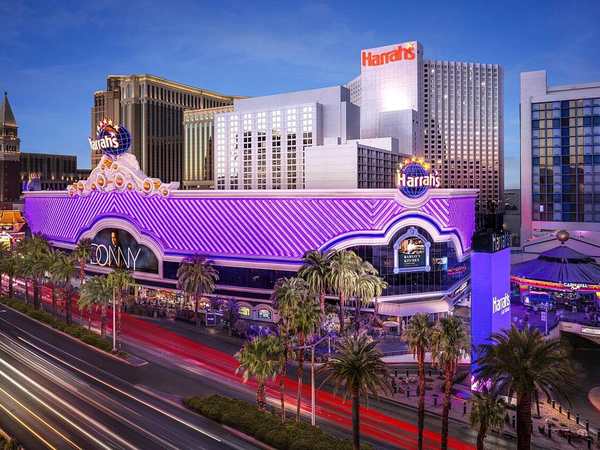 Harrah's Las Vegas - A Caesars Rewards Destination
