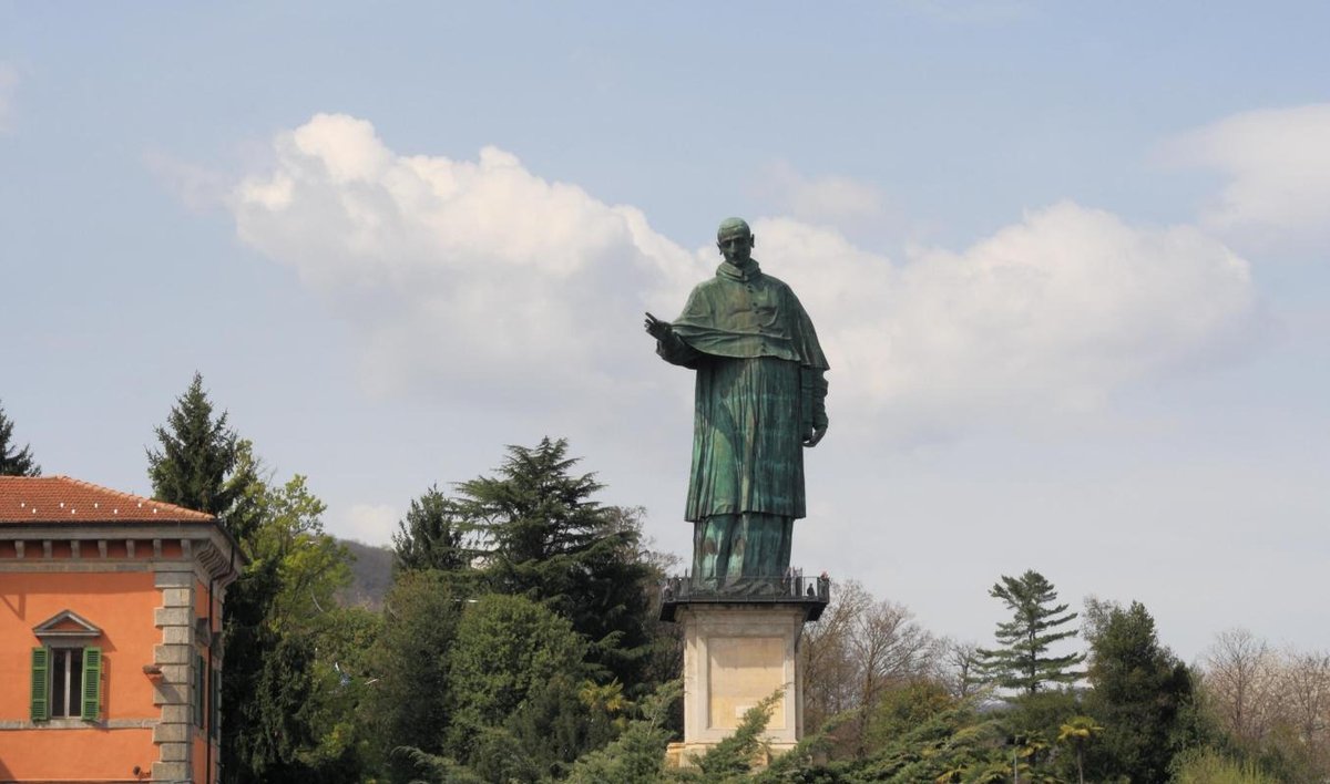Colossus of San Carlo Borromeo Arona