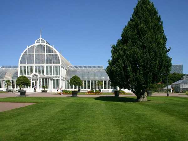 Trädgårdsföreningen (The Garden Society)