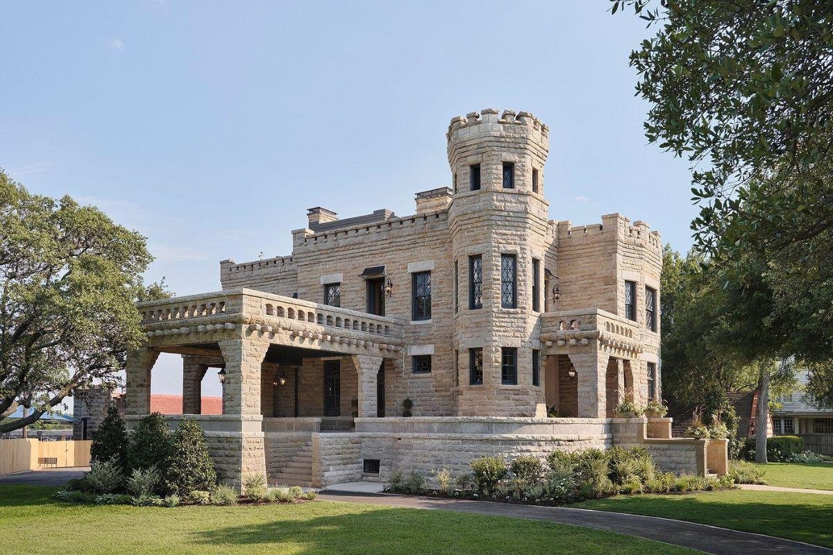 The Cottonland Castle