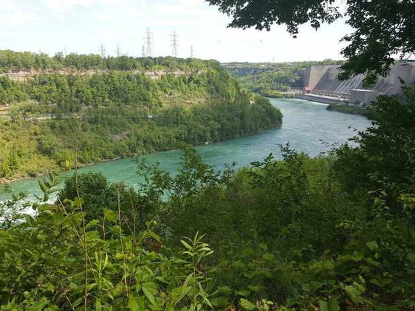 Devil's Hole State Park