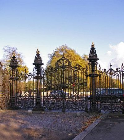 Kensington Gardens in London, England