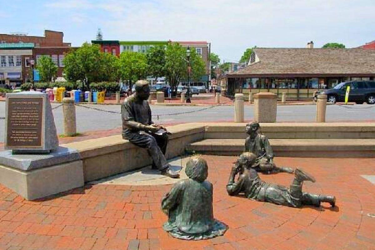 Kunta Kinte - Alex Haley Memorial