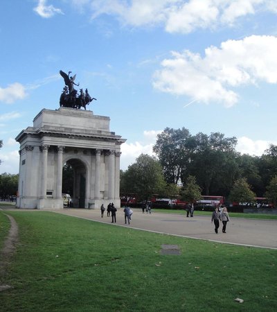 Wellington Arch in London, England