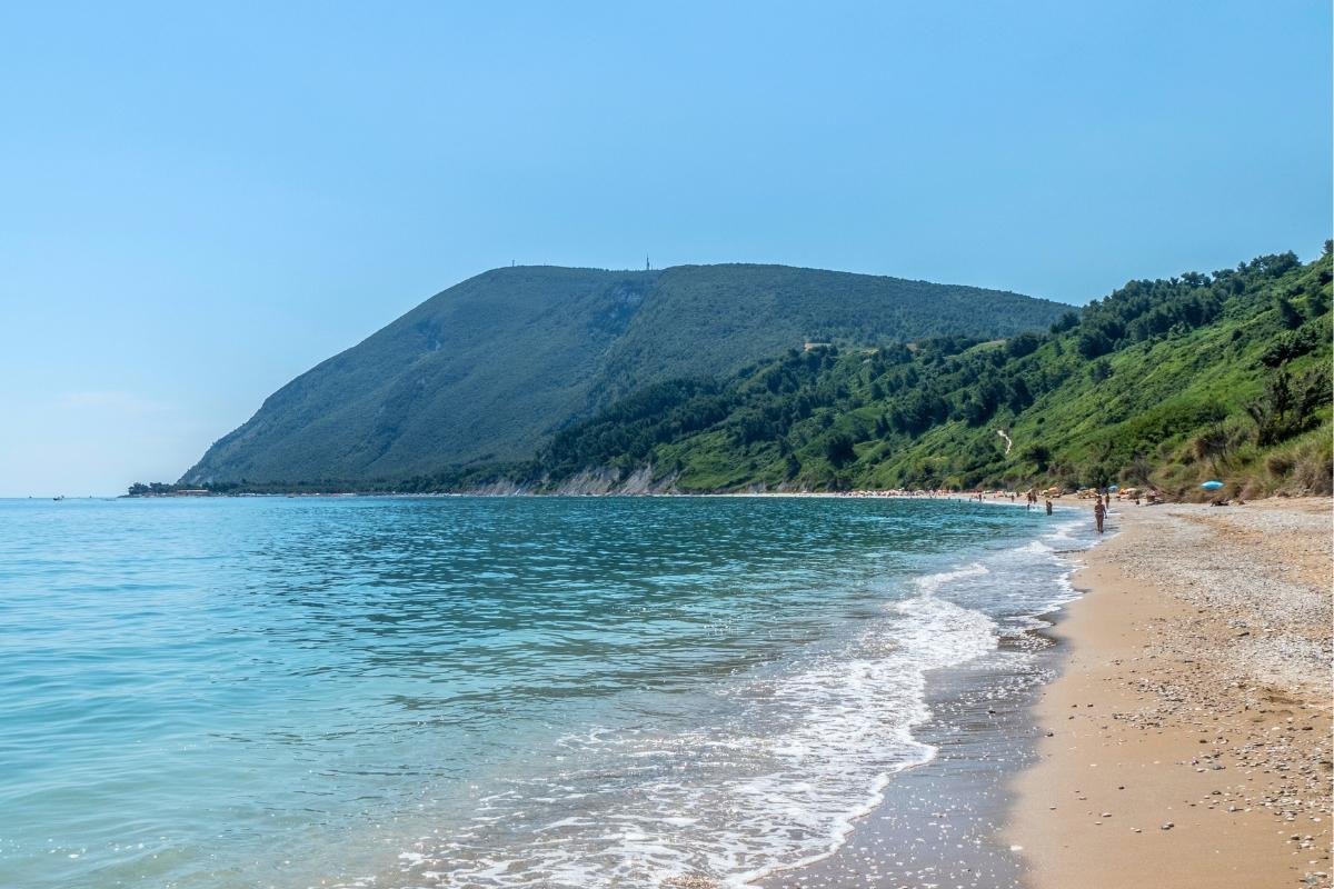 Mezzavalle Beach