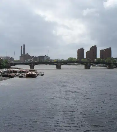 Battersea Bridge in London, England