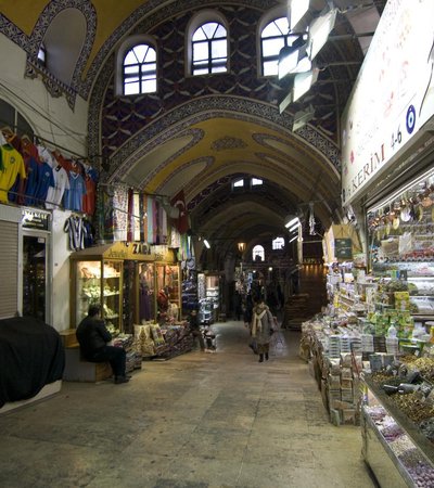 Retail in London, England