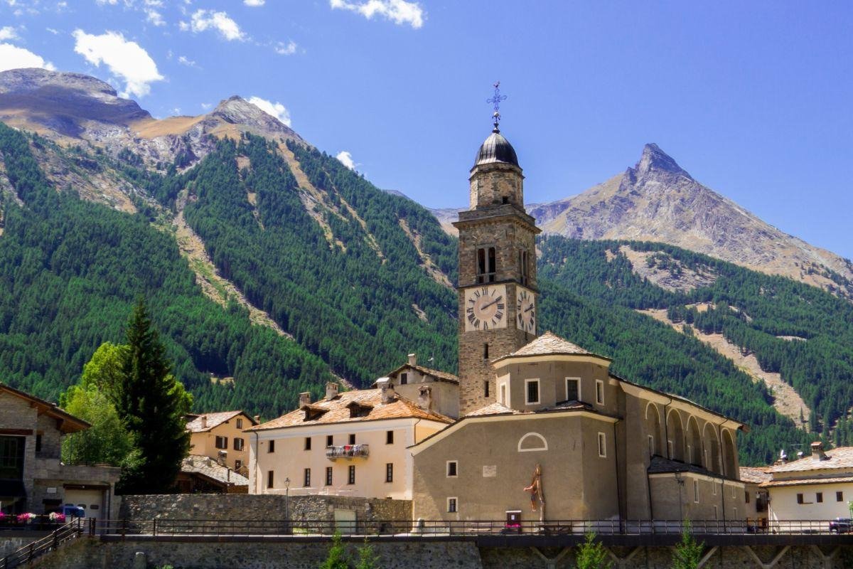 Collegiata dei Santi Pietro e Orso