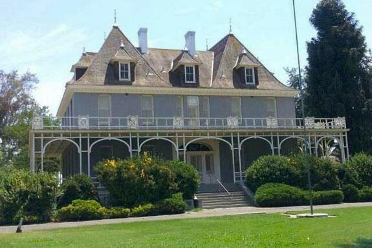 Kearney Mansion Museum