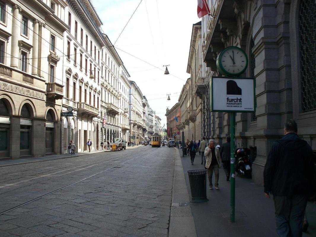 Via Alessandro Manzoni