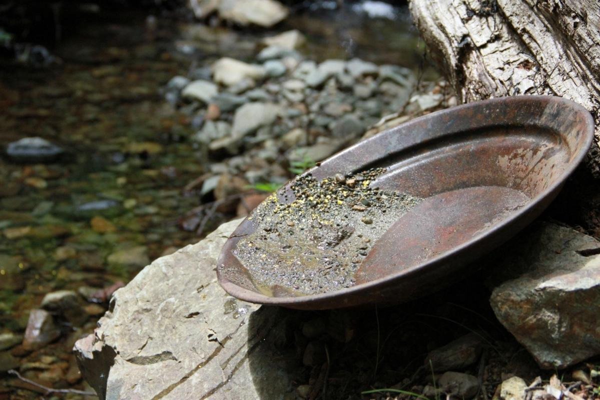 Liarsville Gold Rush Trail Camp & Salmon Bake
