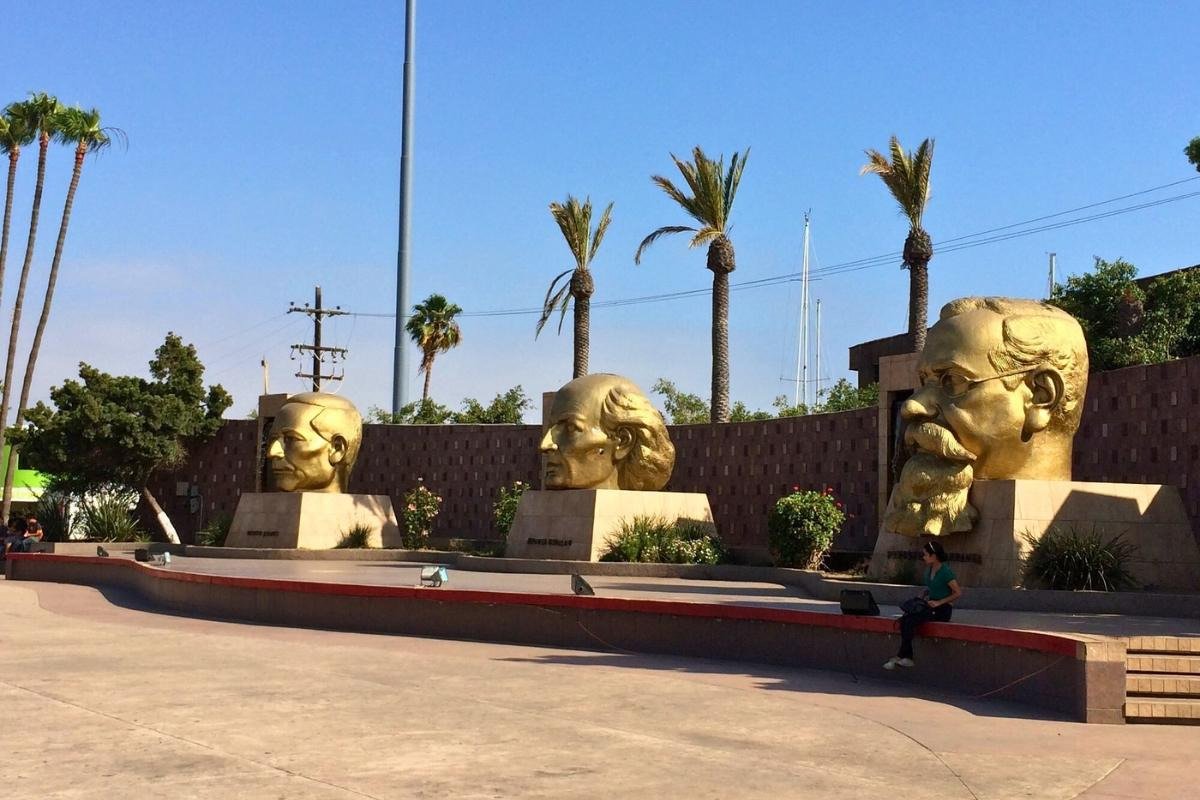 Plaza Cívica de la Patria