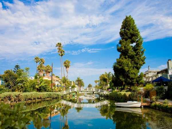 Venice Canals (Venice Canal Historic District)