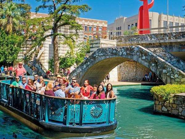 San Antonio River Walk (Paseo Del Rio)