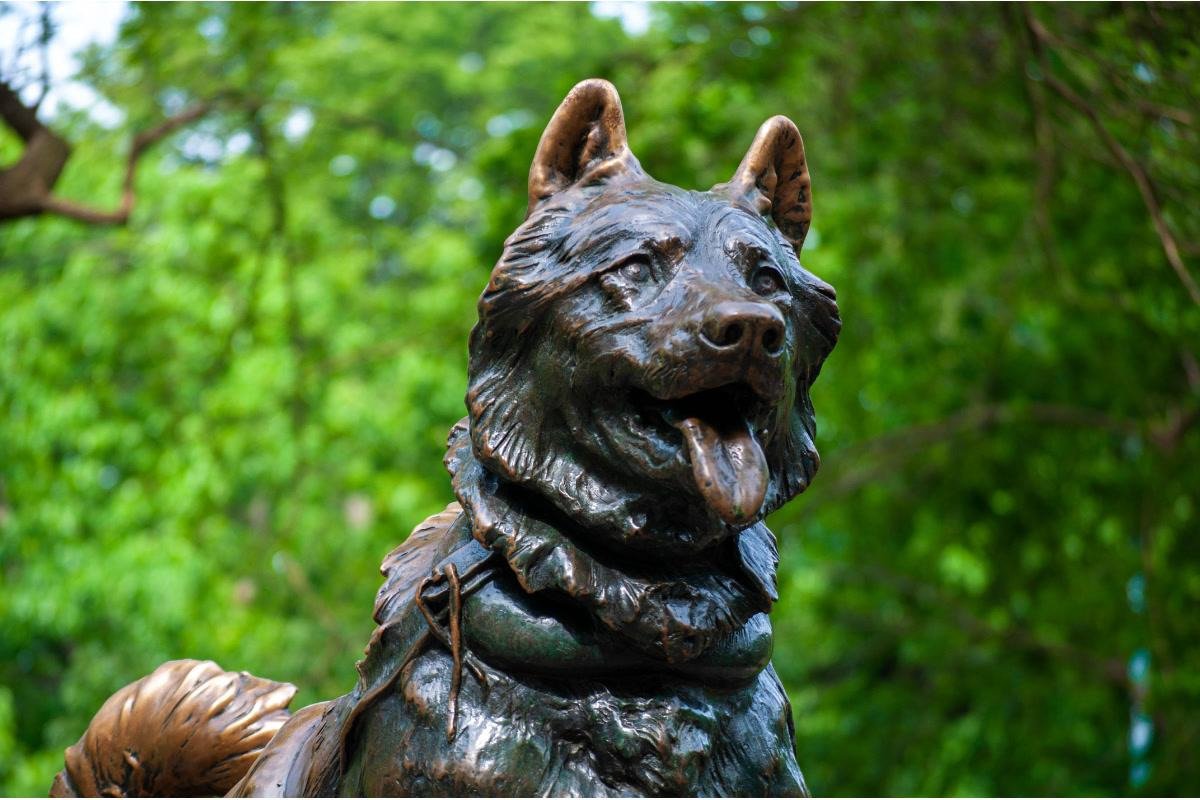 Balto Statue