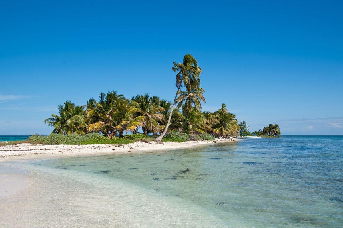 Laughing Bird Caye
