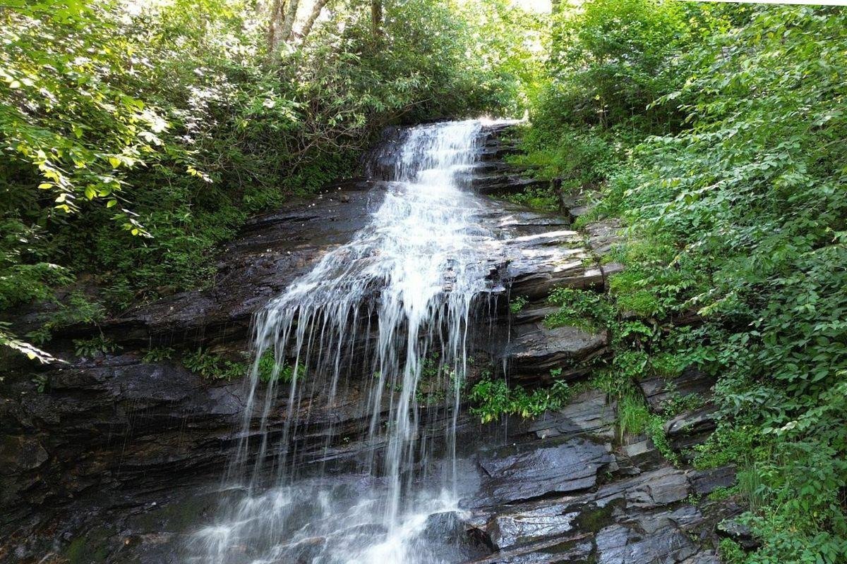 Cascades Trail
