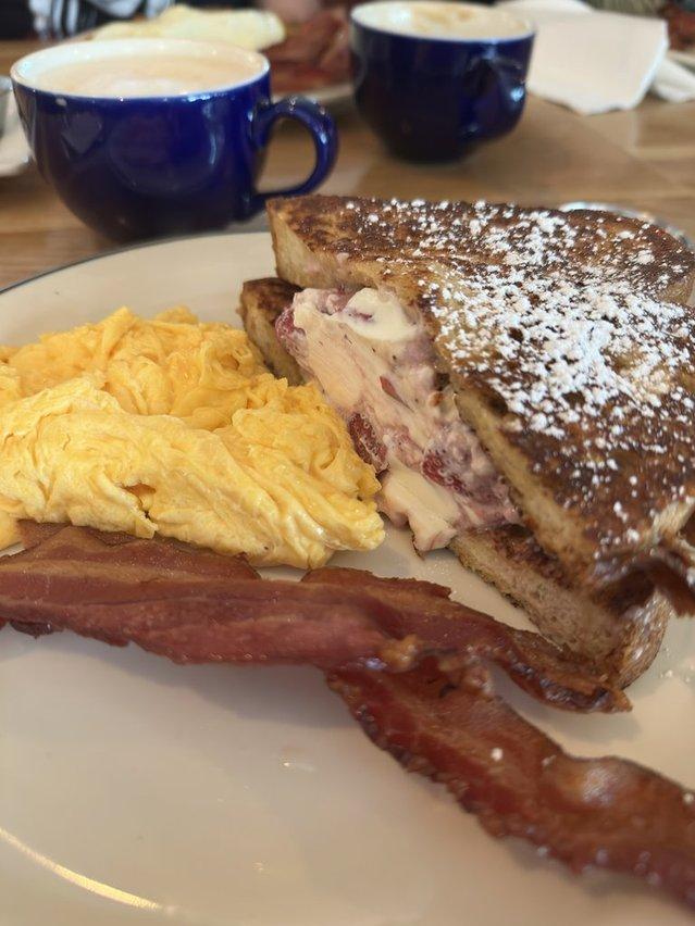 Beachwood Cafe Hollywood
